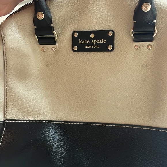 Kate Spade off white and black crossbody purse - Picture 9 of 9